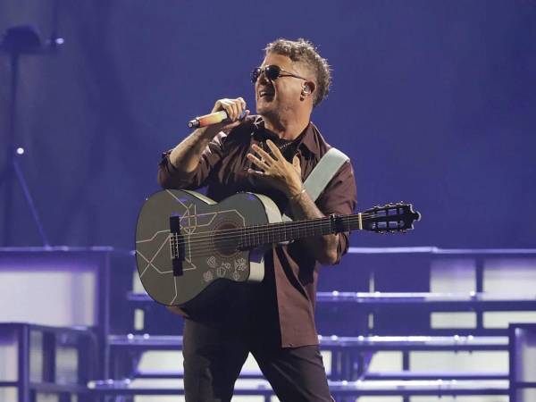 'Cuando nadie me ve', la serie documental sobre el cantante español Alejandro Sanz, que se estrena el 27 de enero de 2026, muestra la parte del artista que nadie conoce, anunciaron las coproductoras Movistar Plus+ y Sony Music Vision en un comunicado.