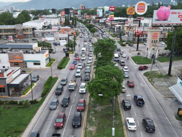 Vista aérea de la Avenida Circunvalación de San Pedro Sula.