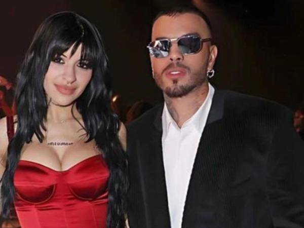 <b>azzu</b> y <b>Christian Nodal </b>han protagonizado tensos y mediáticos momentos a raíz de su separación en 2024. La expareja, que sigue unida por su hija Inti, ha chocado en sus declaraciones respecto a su ruptura y la crianza de su pequeña, quien este año celebrará su tercer cumpleaños. Sin embargo, el más reciente drama que los ha alcanzado implica también a otra notable figura de la música urbana: <b>Rauw Alejandro</b>. La situación fue provocada por la nueva canción del boricua, en la que hace una mención explícita del mexicano y su boda con Ángela Aguilar.