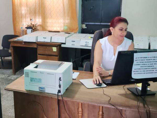 En el Registro Nacional de las Personas instan a los ciudadanos a no esperar reclamar el documento de identificación nacional hasta el último momento.