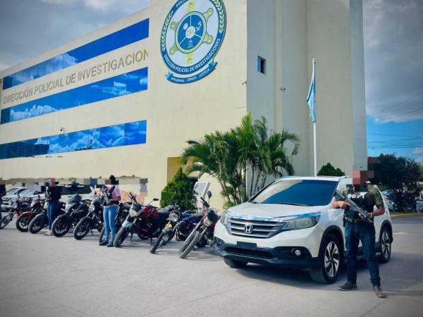 Las motocicletas recuperadas presentan reporte de robo en fechas que van desde 2020 hasta el año en curso.