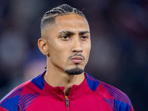 Raphinha carga contra el arbitraje tras la derrota del Barcelona ante Girona