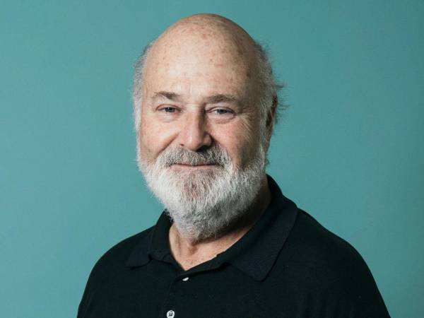 El desenlace de la 83ª edición de los Globos de Oro fue el momento ideal para presentar un gesto simbólico y emotivo.