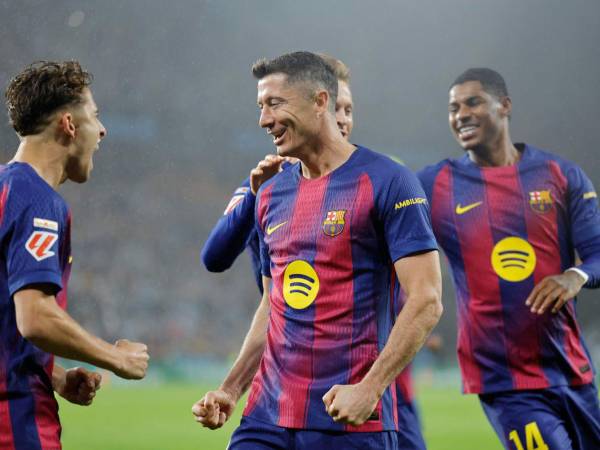 Jugadores del Barcelona celebrando.