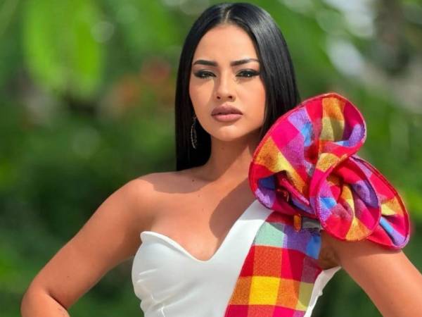 La presentadora de televisión nacional Kennia Mondragón protagonizó un video en el que dejó a muchos con una interrogante.