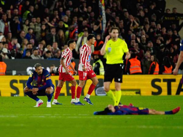 Barcelona goleó al Atlético de Madrid, pero no le ajustó y queda fuera de la final de la Copa del Rey.