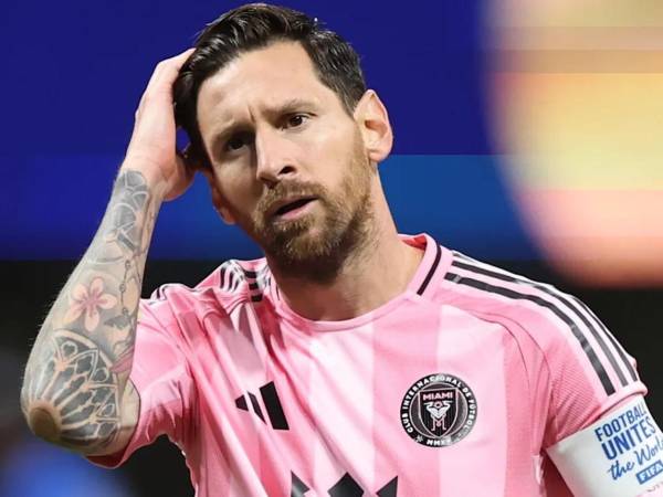 Lionel Messi cumplió 38 años y recibió una fuerte crítica por su participación en el Mundial de Clubes con el Inter Miami, que avanzó a octavos como segundo tras dejar ir el triunfo. El argentino suma apenas un gol.
