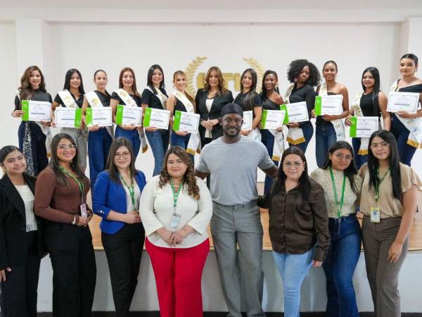 Las participantes del taller obtuvieron conocimientos y experiencias orientadas a potenciar sus habilidades de liderazgo y confianza.