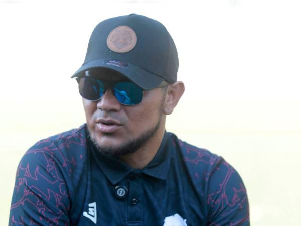 Mario Martínez dando declaraciones en entrevista par Diario LaPrensa.