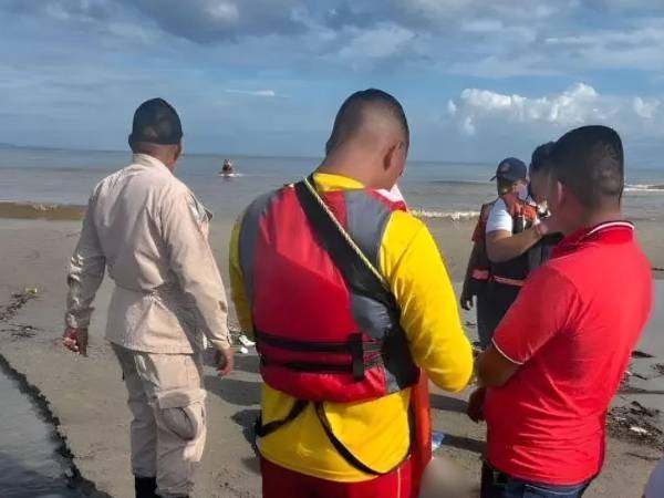 Las autoridades hicieron un llamado a las personas para que tomen las precauciones necesarias al momento de visitar el mar.