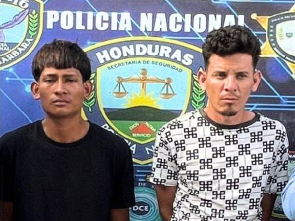 Negro y Chele enfrentarán cargos relacionados con tráfico de drogas.