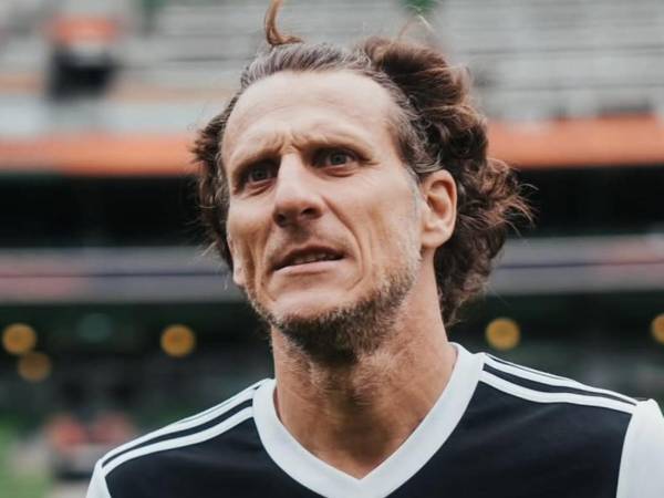 Diego Forlán sufrió la peor lesión de su historia: Hospitalizado de urgencia