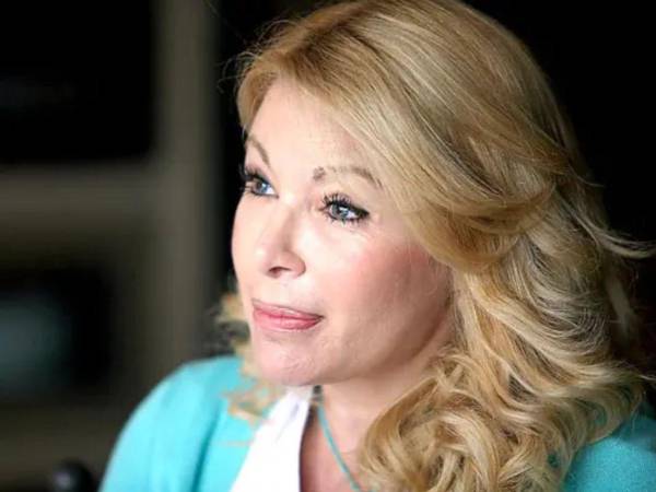 Hoy 23 de abril, Aguas Santas Ocaña Navarro cumple 63 años, una figura que trascendió el ámbito político y dejó una huella en Honduras.