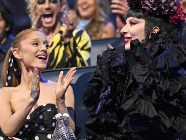 Ariana Grande y Lady Gaga fueron premiadas en la gala VMAs 2025