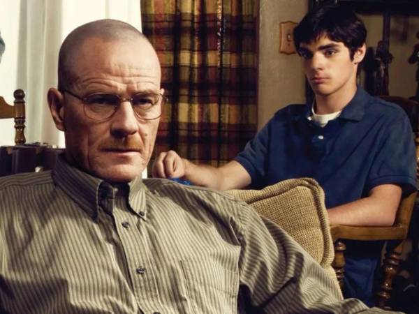 El actor RJ Mitte tenía solo 14 años cuando comenzó a trabajar en 'Breaking Bad' y apareció en 56 de los 62 episodios de la serie de AMC a lo largo de sus cinco temporadas de 2008 a 2013.