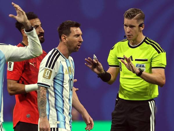 La FIFA tomará una medida contundente con el árbitro francés François Letexier, según L'Équipe, después de toda la polémica que surgió en el partido Argentina vs Egipto de los octavos de final del Mundial 2026.