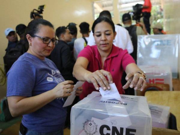 La inteligencia artificial fue utilizada para generar una gran cantidad del contenido detectado por LA PRENSA Verifica.