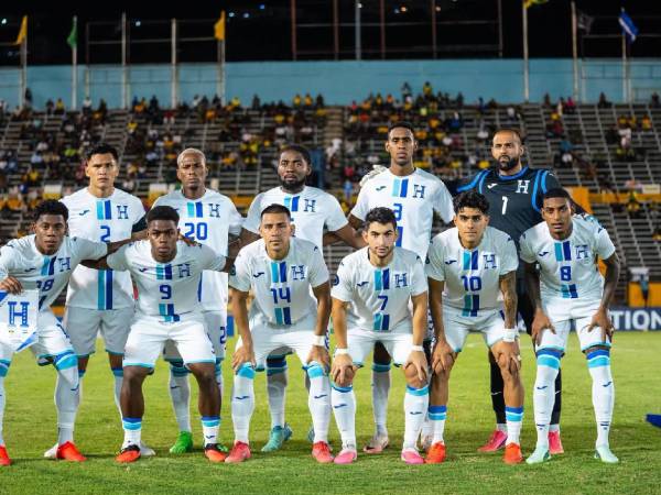 Honduras consiguió ante Jamaica un triunfo histórico en Kingston, al imponerse 0-1 y lograr por primera vez una victoria como visitante frente a los Reggae Boyz en esa ciudad.
