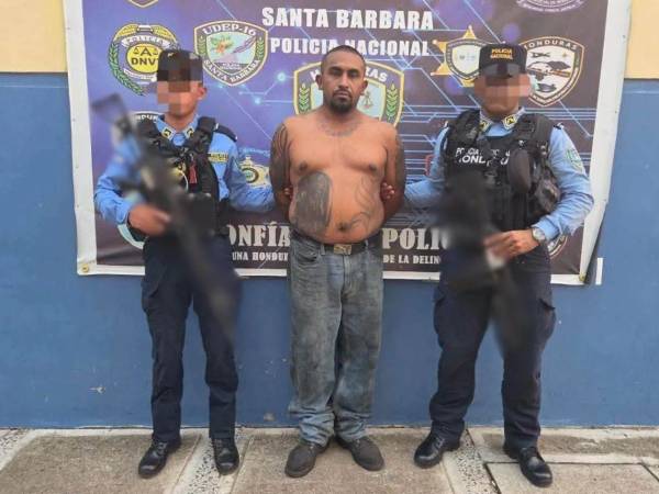 El sospechoso fue identificado como Israel Flores Castañedas, presunto cabecilla de la MS-13 .