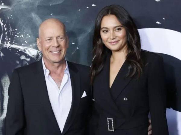 Emma Heming-Willis afirmó que donar el cerebro de su esposo Bruce Willis después de su muerte es un paso emocionalmente difícil pero científicamente importante para comprender su enfermedad.