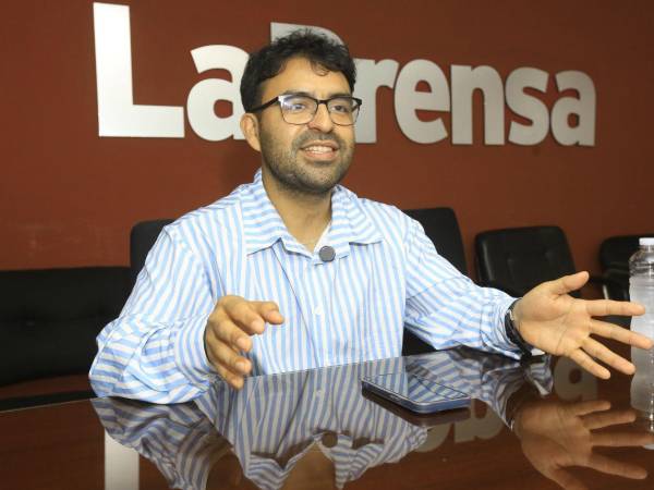 Carlos Daniel Miranda durante su entrevista con Diario LA PRENSA.
