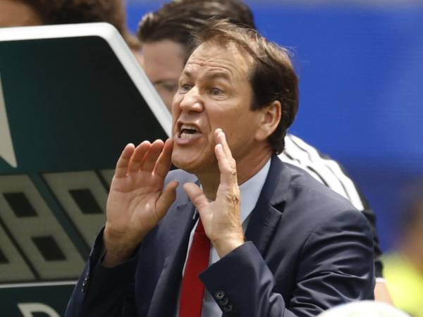 El experimentado entrenador Rudi García se queda sin trabajo tras la Copa del Mundo.