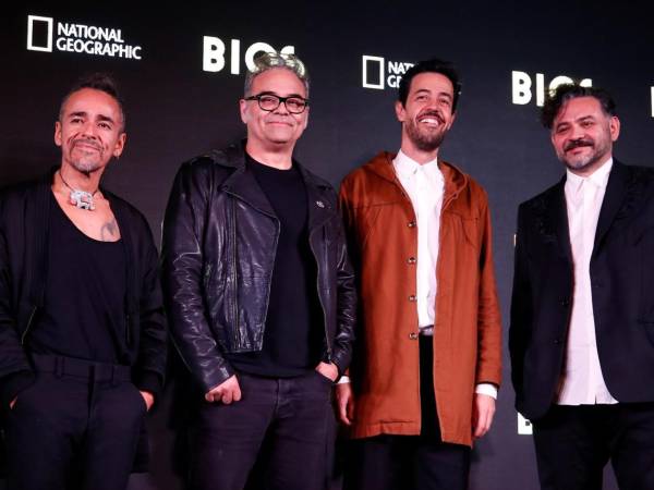 Desde la izquierda Rubén Albarrán, Joselo Rangel, Emmanuel del Real y Enrique Rangel, miembros del grupo mexicano Café Tacvba, posan para una fotografía durante una rueda de prensa, en Ciudad de México (México). Imagen de archivo. EFE/ José Méndez