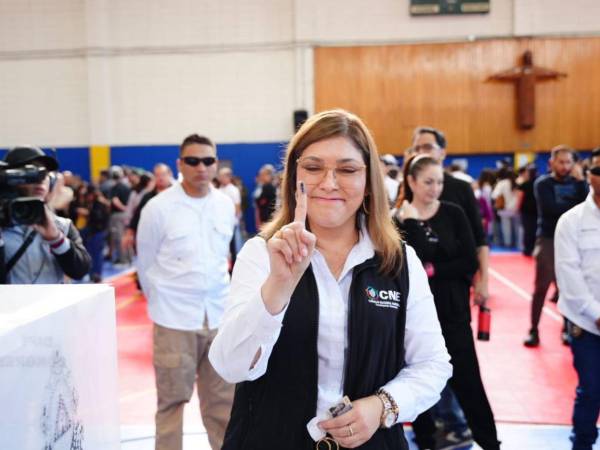 Ana Paola Hall destacó que en distintos puntos del país se reporta una alta afluencia de votantes