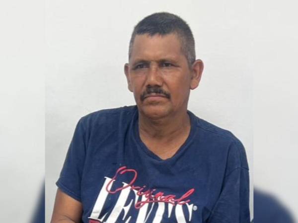 Momentos de la detención de Miguel Ángel Buezo Espinoza, de 51 años de edad en El Progreso.