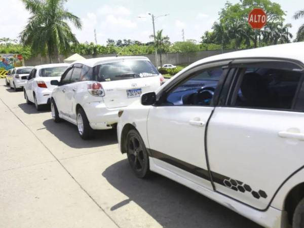 El incremento en el pasaje de taxis colectivos refleja una problemática más amplia que afecta a toda la economía nacional.