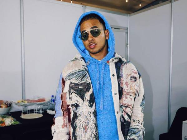 Ozuna vuelve a sus raíces con los sonidos del reguetón.