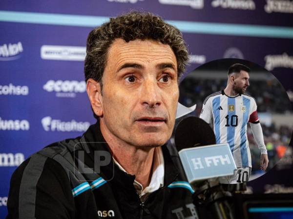 José Francisco Molina en conferencia de prensa previo al amistoso ante Argentina.