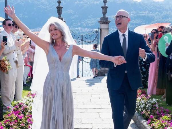 La modelo Paulina Porizkova y el guionista Jeff Greenstein en el día de su boda.