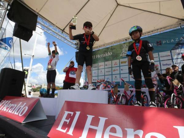 Éxito total en la Vuelta Ciclística Infantil El Heraldo 2025