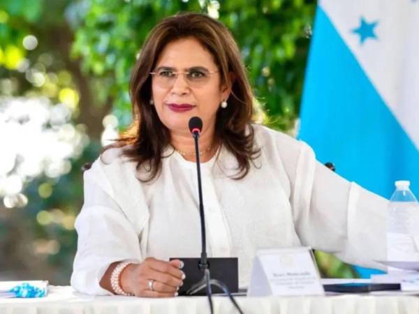 Rixi Moncada, candidata del presidencial del oficialista Partido Libertad y Refundación (Libre).