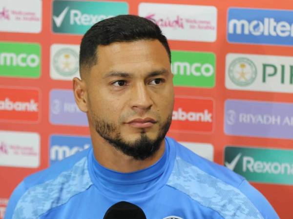 Marlon Licona en conferencia de prensa previo al partido de vuelta ante Alajuelense en Copa Centroamericana.
