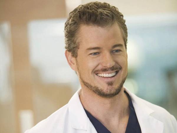 Eric Dane se incorporó al elenco en la segunda temporada, donde interpretó a un cirujano plástico carismático y mujeriego.