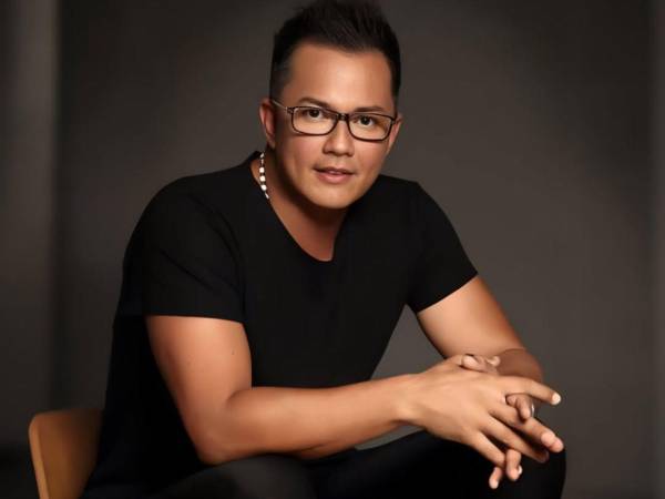 Hago una invitación especial a los medios que, durante años, también me han apoyado, para que informen correctamente acerca del proceso, ya que esta es una investigación sobre bienes que hacen parte de nuestro patrimonio familiar y no contra mi persona directamente, solicitó Charlie Zaa en su cuenta de Instagram.