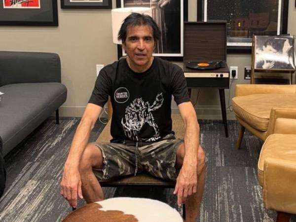 La muerte de Felipe Staiti, integrante histórico de Enanitos Verdes, ha generado conmoción en la escena musical latinoamericana, especialmente por las circunstancias médicas que rodearon sus últimos días.