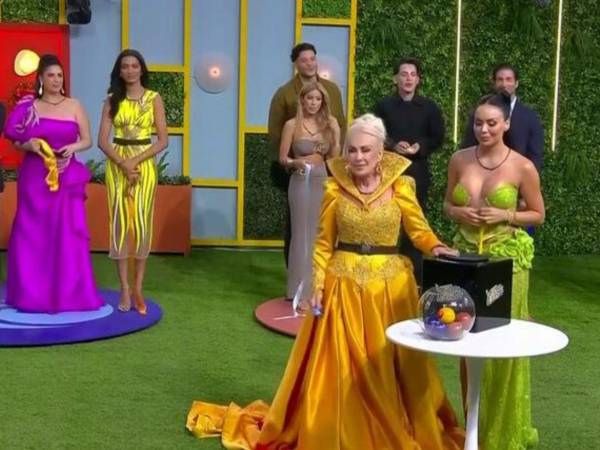 La Casa de los Famosos está oficialmente de regreso. La sexta temporada del exitoso reality de Telemundo se estrenó el martes 17 de febrero y se transmitirá de domingo a viernes a las 7pm/6c, prometiendo convertirse en la edición más intensa y dramática hasta ahora.