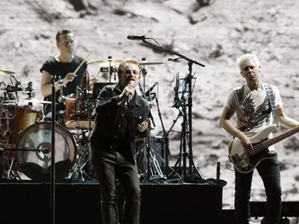 La banda de rock irlandesa U2.