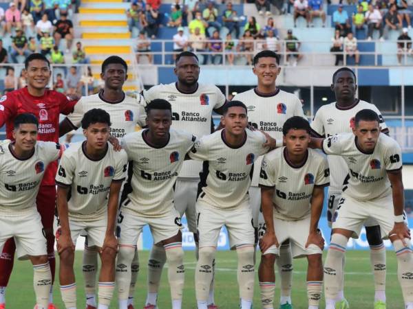 El 11 titular del Olimpia que mandó a la cancha Eduardo Espinel para enfrentar a Olancho.