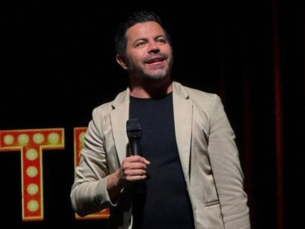 “Mi gente de San Pedro Sula, regreso después de 10 años. ¡Nos vemos este 10 de julio!”, expresó Piter Albeiro.