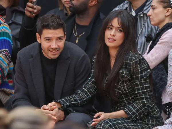 Camila Cabello vuelve a estar en el centro de la conversación mediática, esta vez por el fin de su relación sentimental con el empresario Henry Junior Chalhoub. Diversos medios estadounidenses reportaron este 4 de junio que la pareja decidió poner punto final a su historia de amor después de más de un año juntos.