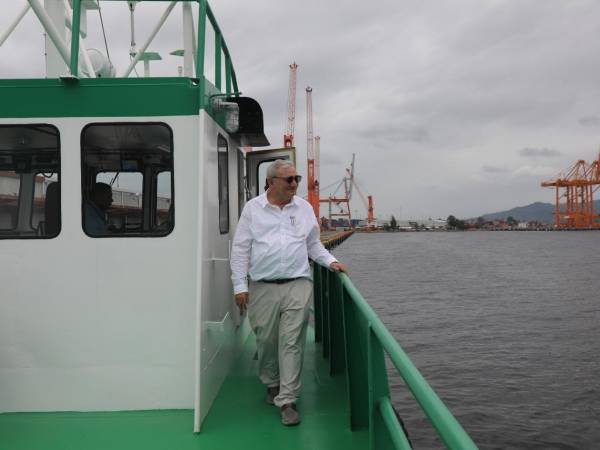 Operado por la Empresa Nacional Portuaria (ENP), Puerto Cortés, es el principal puerto de Honduras y uno de los más importantes de Centroamérica.