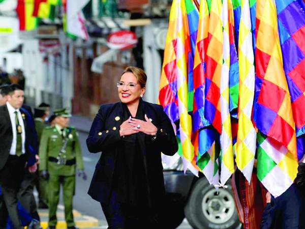 <b>La presidenta llegó el lunes a Bolivia.</b>