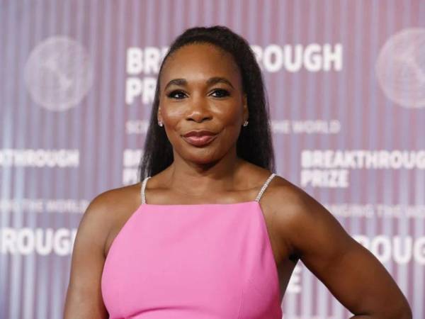 La tenista Venus Williams, ganadora de siete ‘grand slams’, se casó a los 45 años de edad.