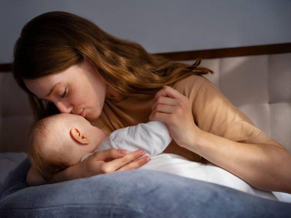 Estar con su bebé es lo más importante, pero también debe dedicar tiempo a la pareja, la familia y los amigos, hobbies y otros intereses.