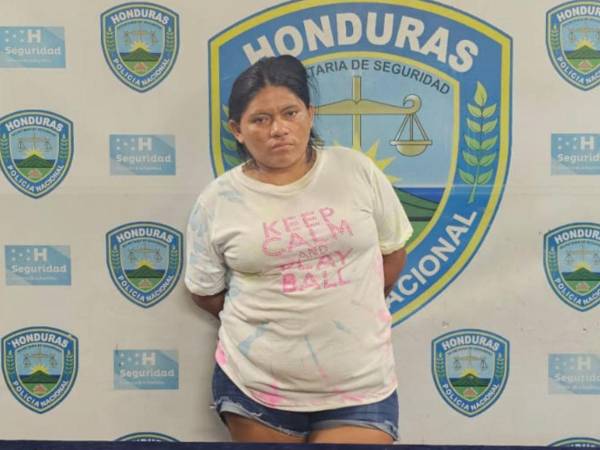 Momentos de la captura de la mujer de 34 años en San Pedro Sula.