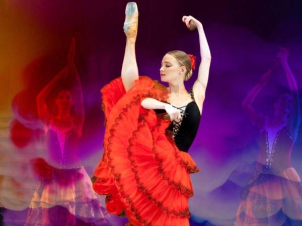 El programa incluye piezas icónicas como “Carmen” de Georges Bizet, el “Adagio del II Acto de El Lago de los Cisnes” y el “III Acto de Don Quijote”.